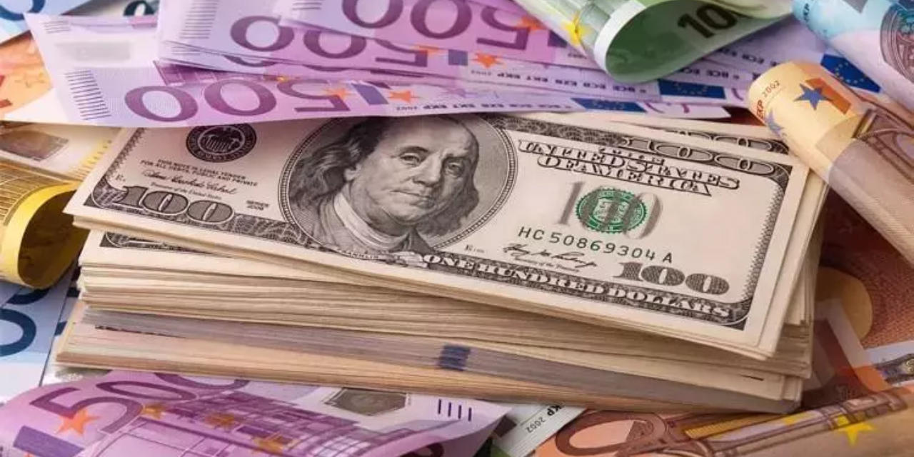 dolar-yukseldi-euro-dustu-eHtGmv8Q.jpg