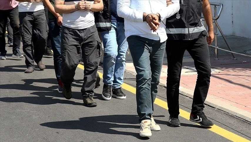 izmirde 5 polisi yaralayan 6 supheli tutuklandi xdQDts2r