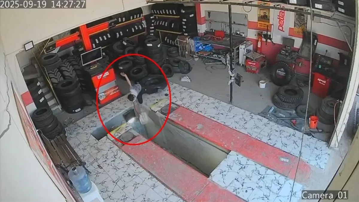 mazidaginda cirak oto lastik dukkaninda duserek kurtarildi 7YdDATcM