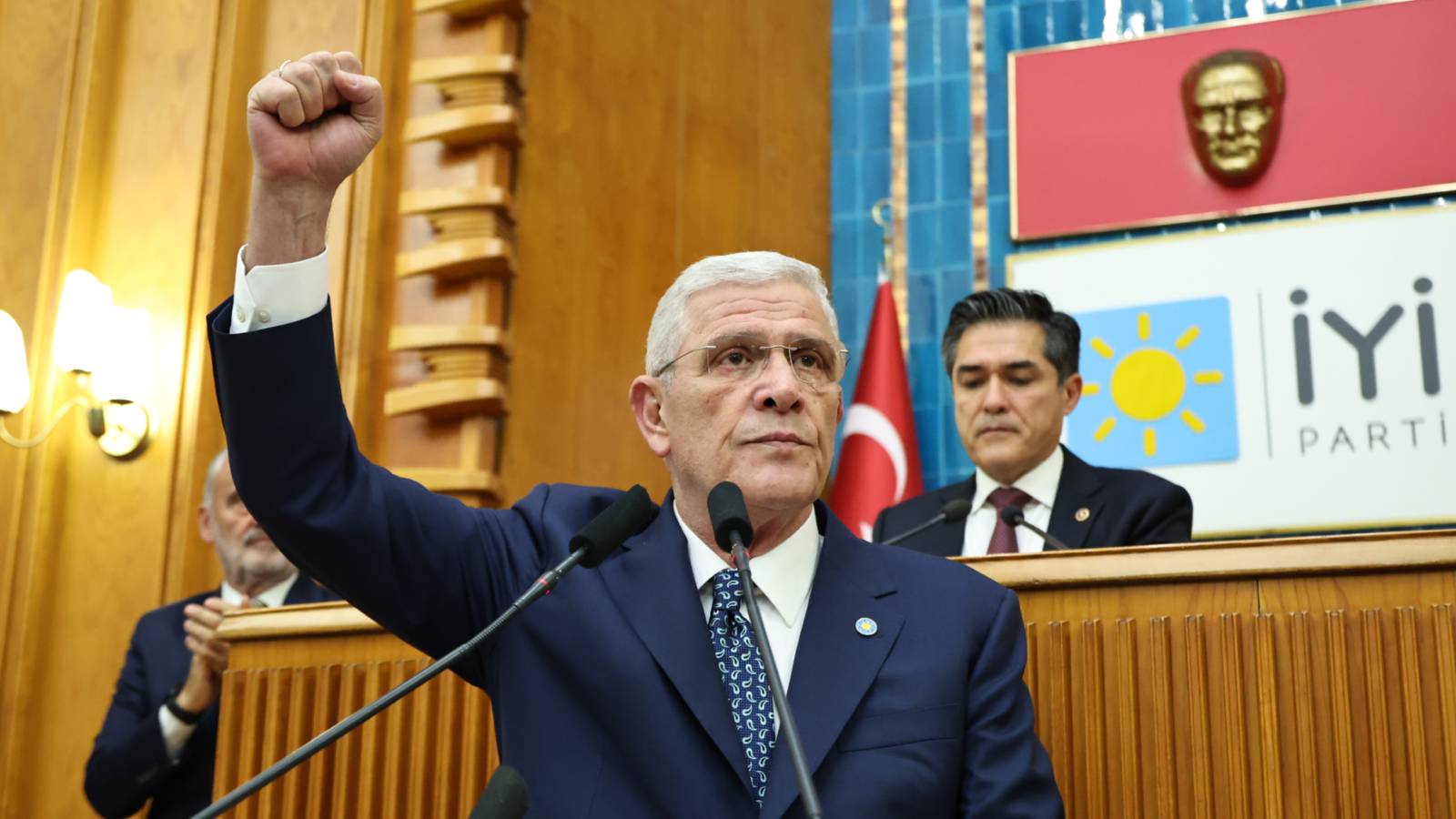 musavat dervisoglu ay yildizli formayi sanla serefle tasidiniz milletimize unutulmaz bir sevinc yasattiniz vvBmUGIi