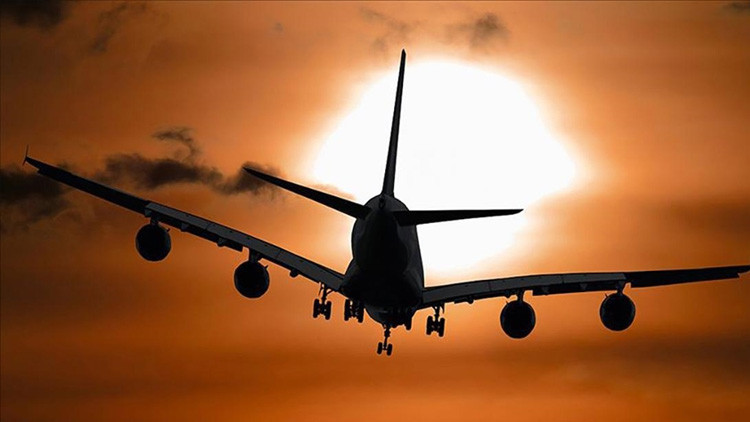 murettebatla iletisim kesildi ucak acil inis yapti Di3klM3s.jpg