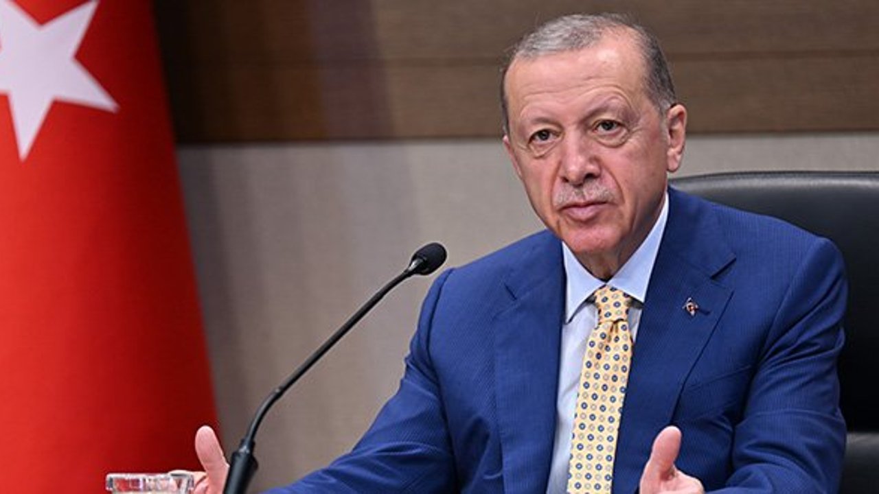 Erdoğan’dan CHP’ye Yolsuzluk Eleştirisi: “Arınma Başkanlığı Kurmalılar”