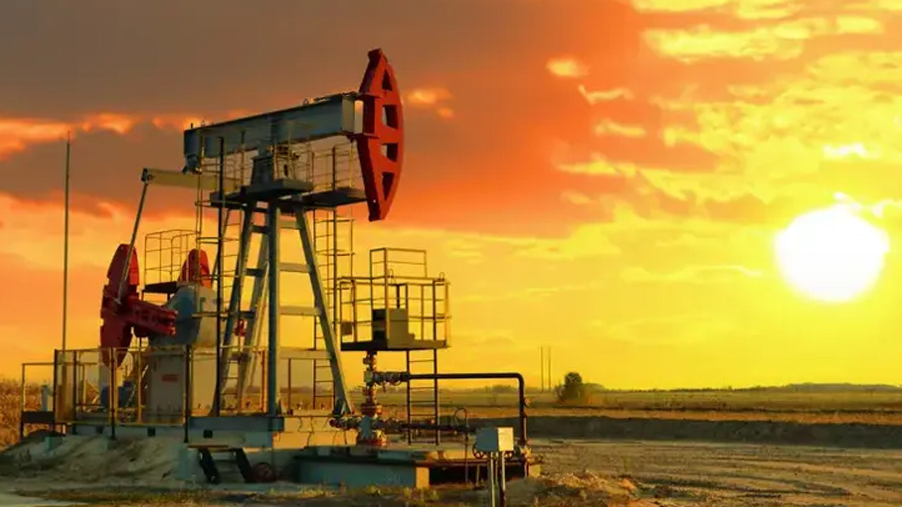Brent Petrol Fiyatları 110 Doları Geçti: Jeopolitik Riskler Artıyor (4 Mayıs 2026)