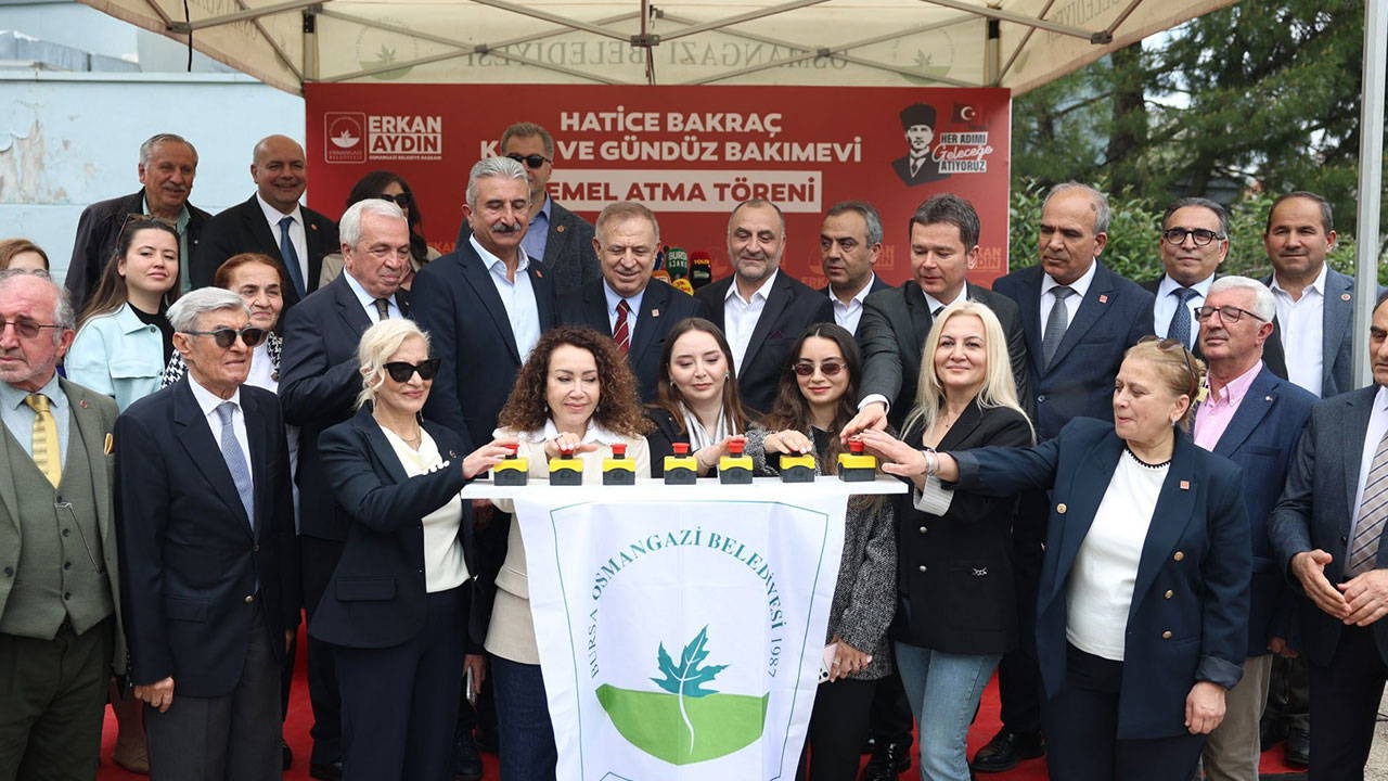 gokan-zeybek-bursada-acikladi-chp-turkiye-genelindeki-803uncu-kresin-temelini-atti-ReV5E4gF